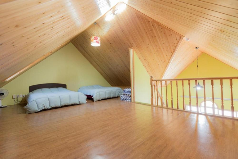 Bedroom 2, Muju Seolguk Pension, Muju