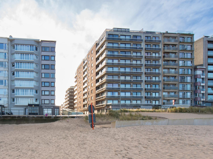 Exterior view 3, Apartment in Middelkerke near Beach & Casino, West-Vlaanderen