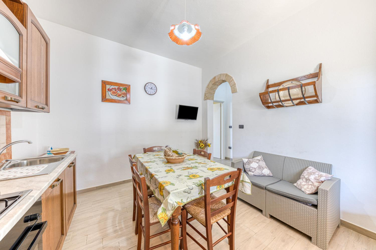 Others 5, Villa Elena, Lecce