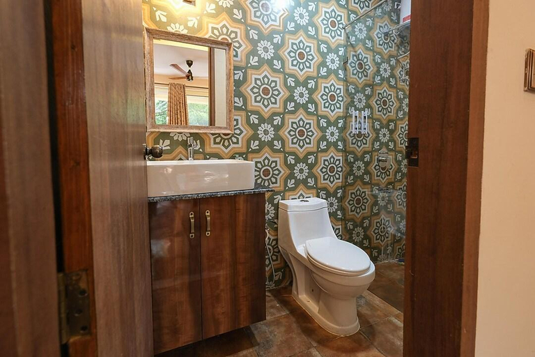 Bathroom 2, 360 Bliss Dia Hotels, North Goa