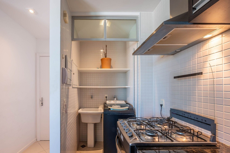 Private kitchen 5, Studio in Building w/ Pool and Gym Mpz0902, Salvador