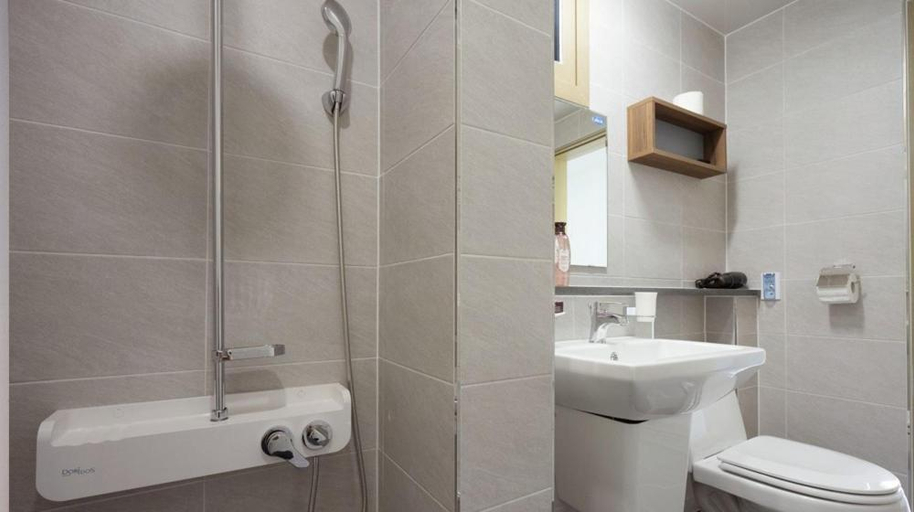 Bathroom 3, Hadong Hwigeseutei Pensyeon, Hadong
