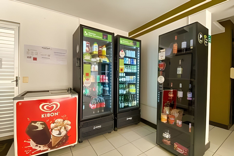 Food & Drinks 5, OZPED Flats Particulares Mont Serrat, Brasília
