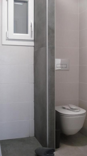 Bathroom 5, Heliopetra Sea View Studios, Central Greece