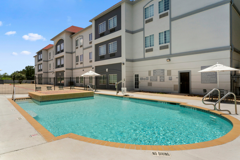 Sport & Beauty, Spark by Hilton San Antonio Dominion, Bexar