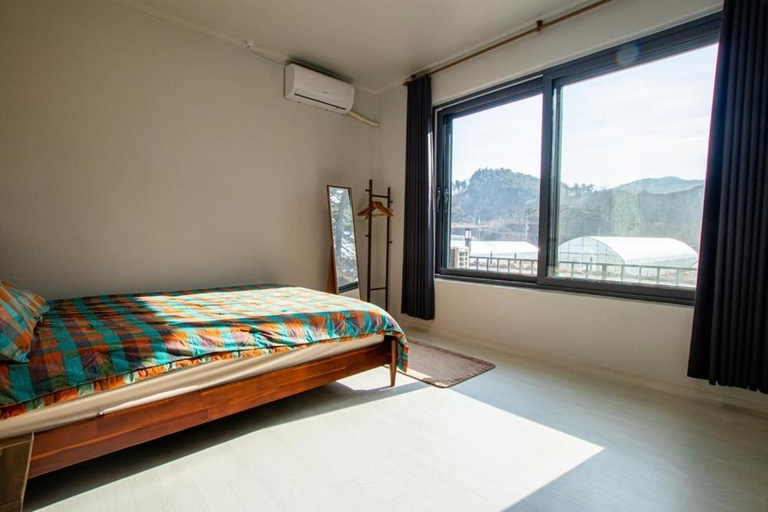 Bedroom 2, Yangyang Stay in Bricks, Yangyang
