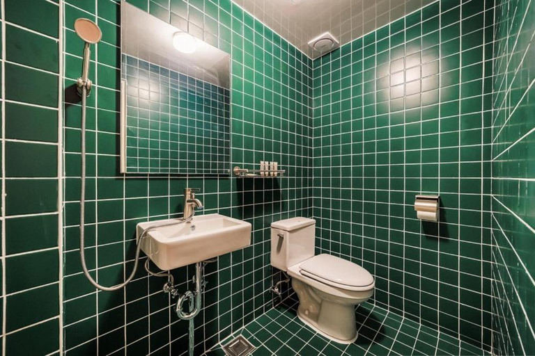 Bathroom 3, Yangyang Bookers Beach Motel, Yangyang