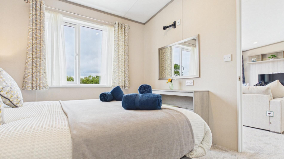 Floor plan 4, Puffin Lodge - 2 Bedroom Lodge - Wisemans Bridge, Pembrokeshire