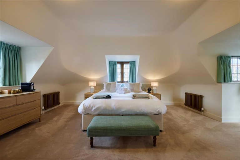 Bedroom 5, Rhodes House, Oxford, Oxfordshire