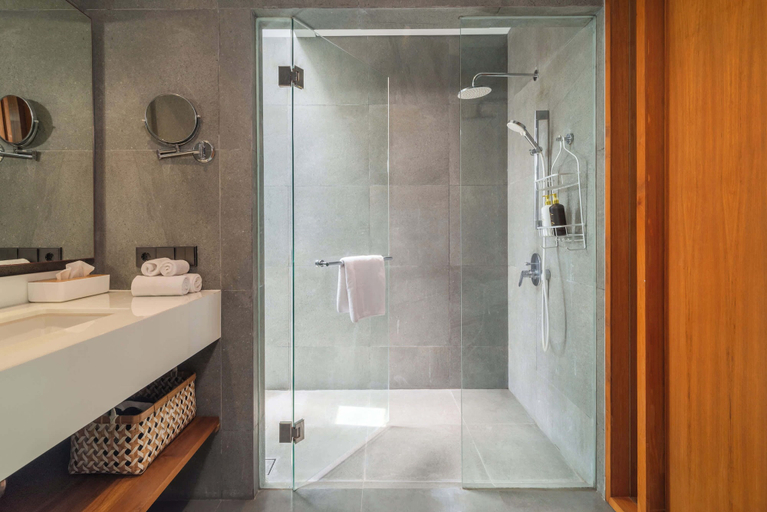 Bathroom 5, Santos Cliff View, Badung