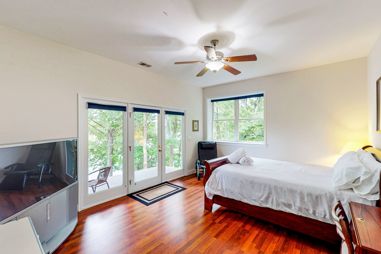 Room 2, Still Waters - Lakefront Luxury Home With Views, Dock, Home Theater & Game Room, Bedford