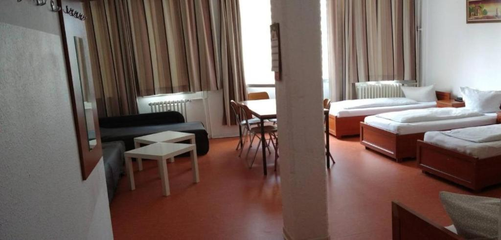 3, Hostel am Kurtti, Berlin
