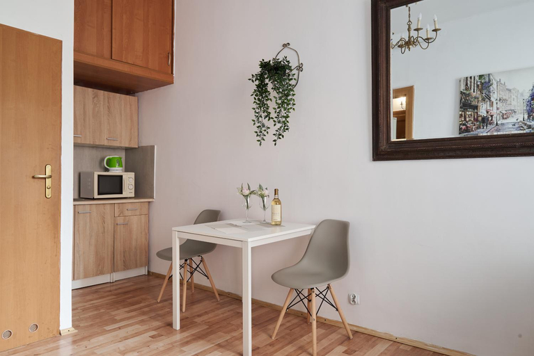 Others 5, Rzeszowska Apartment, Kraków City