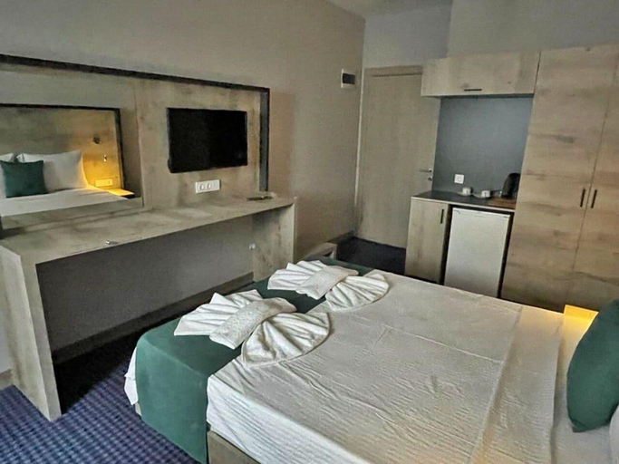 Bedroom 4, Beypark Hotel, Beylikduzu