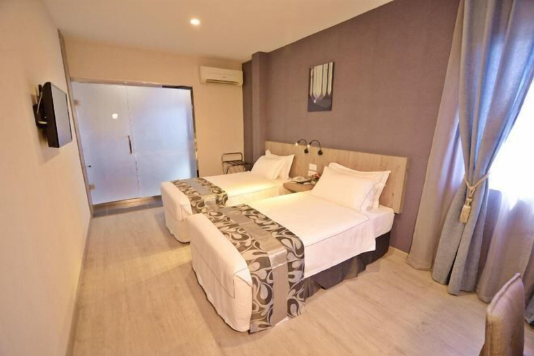 Bedroom 5, Diamond Inn, Kota Kinabalu