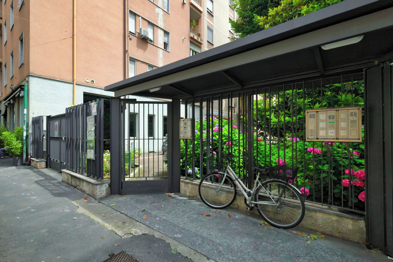 Exterior & Views, Bright 1-br apartment in Porta Genova, Milano
