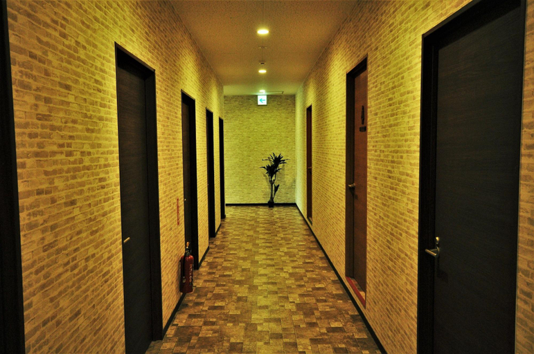 Lobby 2, Guest House My Place, Naha