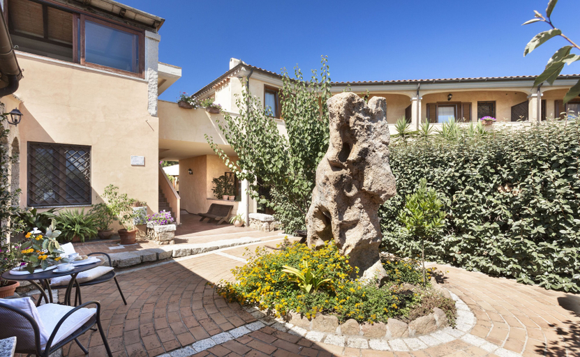 Exterior & Views 2, Relais Fenicottero Rosa, Olbia-Tempio