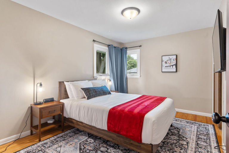 Bedroom 2, Minikahda Vista, Hennepin