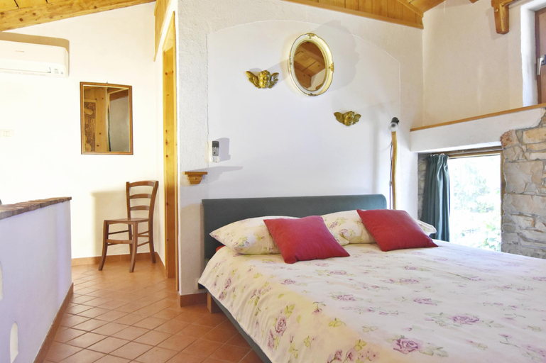 Bedroom 4, Stone house only 150m from the sea, Umag