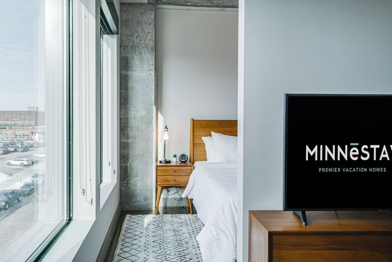 Bedroom 3, Sable 302 - Alcove, Hennepin