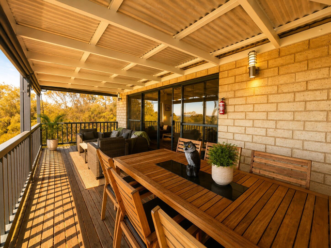 Food & Drinks, Meelup Ridge, Busselton