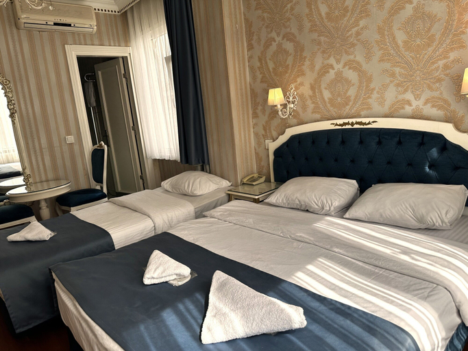Room 4, Alyon Hotel City Center, Beyoğlu