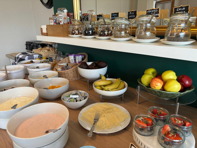Food & Drinks 5, Marlborough Hotel, Isle of Wight