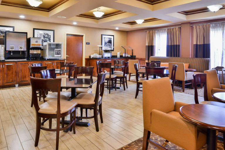 Food & Drinks 4, Hampton Inn Greensboro-East, Guilford
