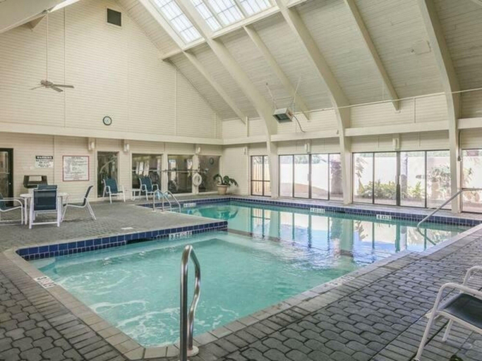 Indoor pool, Summer House 503B, Baldwin