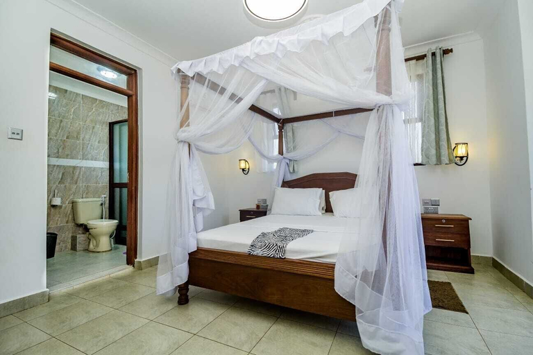 Room 5, Taraji Suites Diani, Msambweni