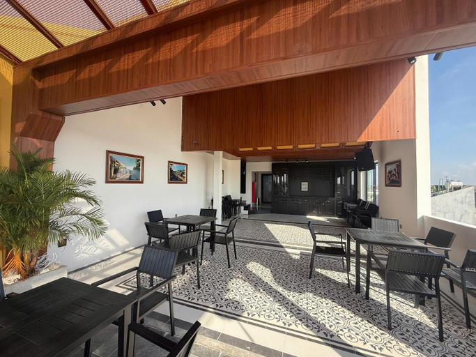 Others 2, Le Dung Hotel, Da Nang