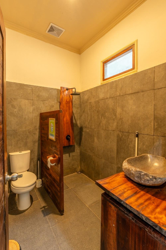 Bathroom 3, Divine Divers Gili Meno, Lombok