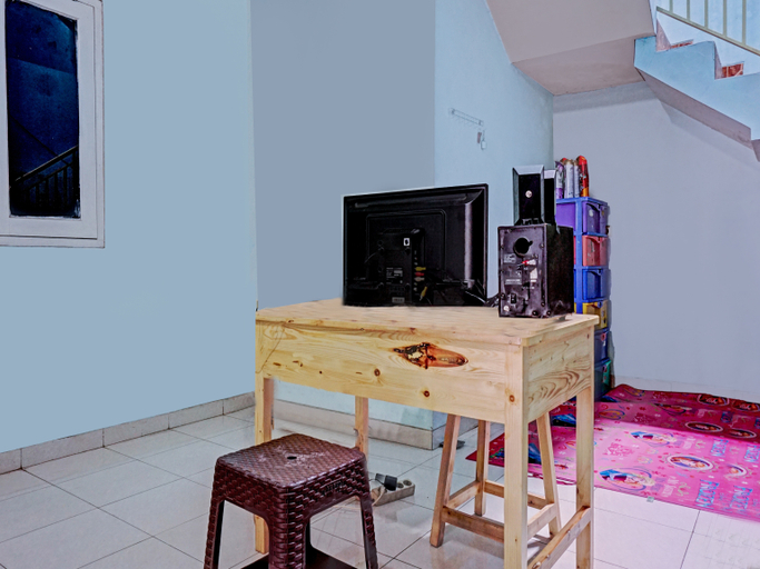 Lobby 4,  90594 Fajar Inn, Depok