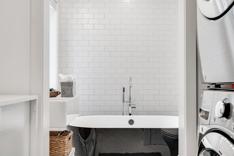 Bathroom 3, Modern Chic, Washington