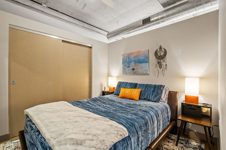 Bedroom 3, Sable 804 - One Bedroom, Hennepin