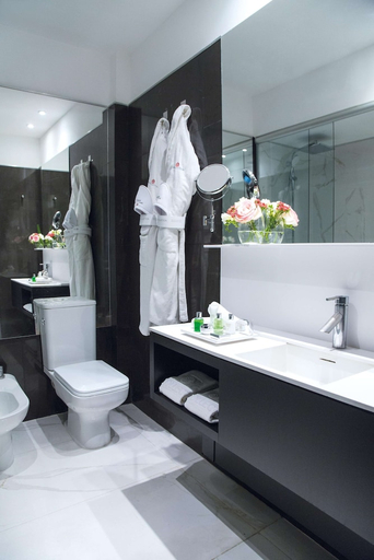 Bathroom 4, NH Collection Buenos Aires Crillon, Distrito Federal