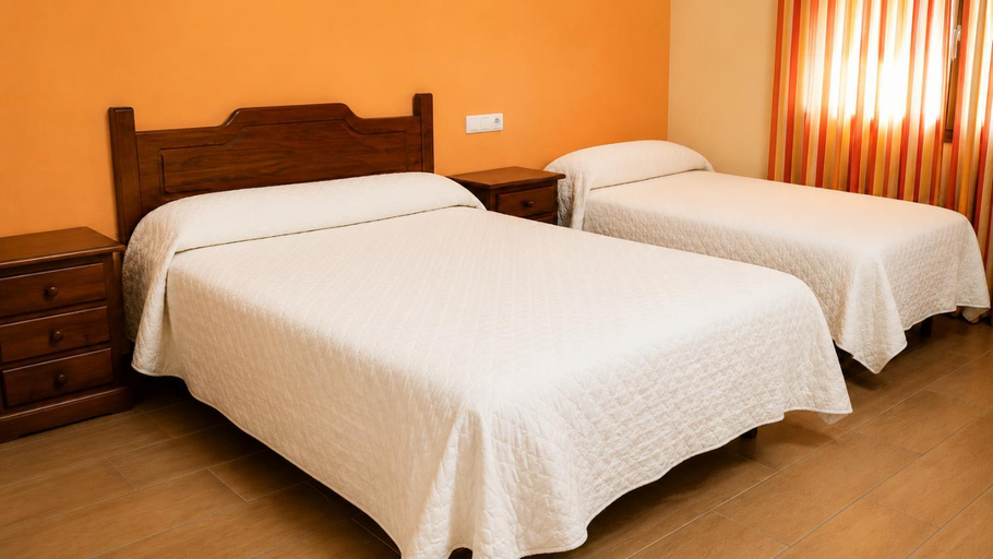 Bedroom 2, Hostal Muriel, Huelva