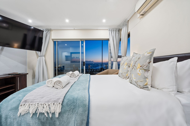 Interior 4, Sea Spray C101, City of Cape Town