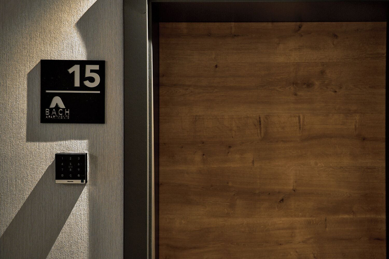Others 4, Bach Apartments 2, Sibiu