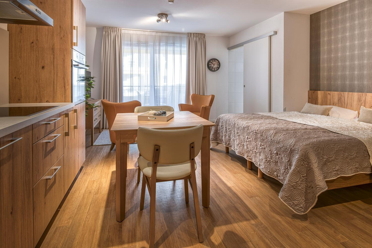 Bedroom 2, Alp Art Hotel Monthey, Monthey