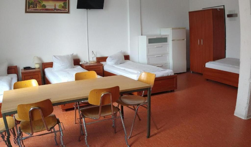 5, Hostel am Kurtti, Berlin