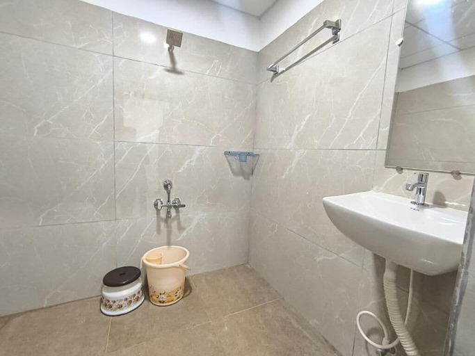 Bathroom, HOTEL VISARA GRAND GOKARNA, Uttara Kannada