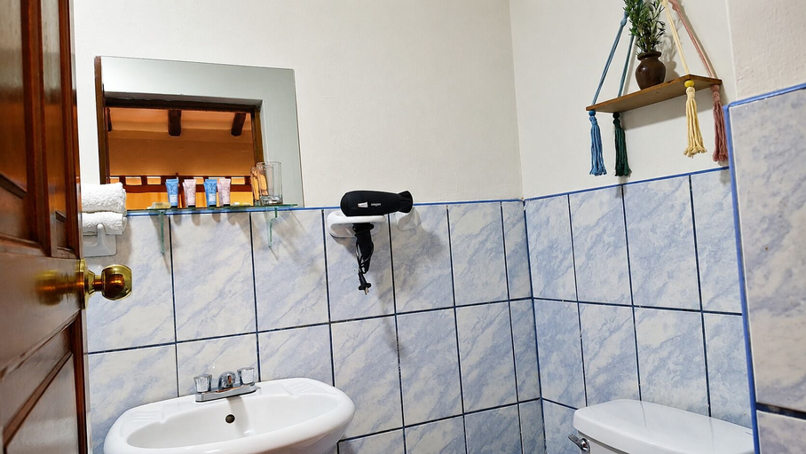 Bathroom 4, Chaska Valle Green, Urubamba