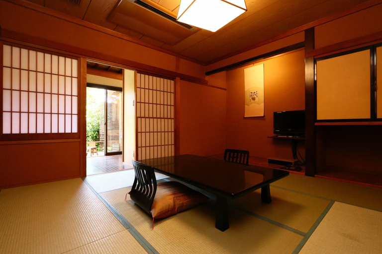 Bedroom 4, Wajoen, Fuefuki