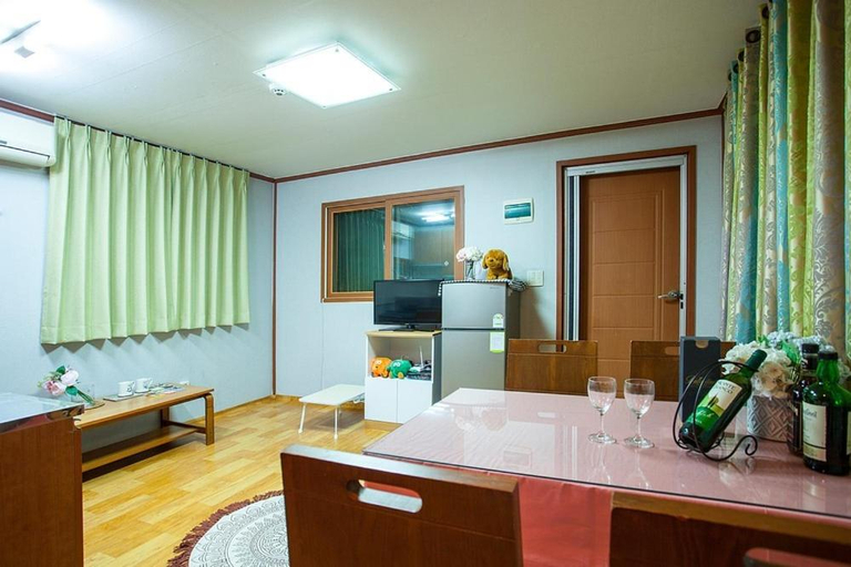 Bathroom 3, hongcheon river view sonamu pension, Hongcheon
