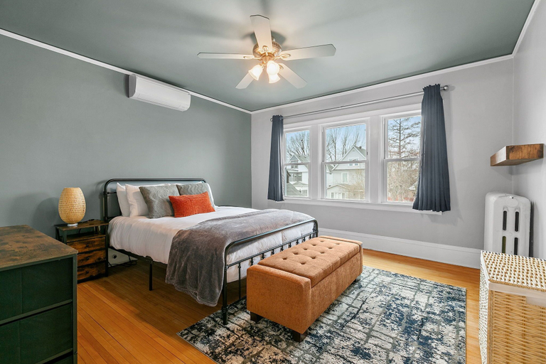 Bedroom 2, Lyndale Pleasant Getaway, Hennepin