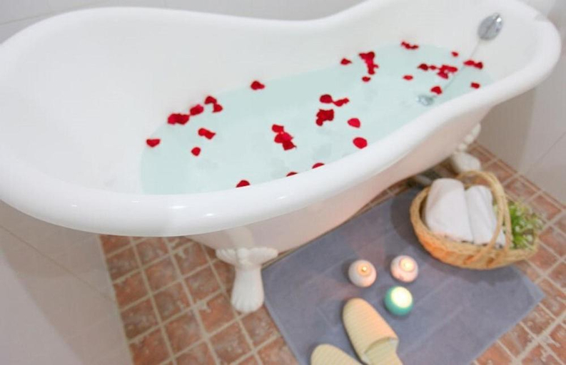 Bathroom 3, Taean Syaron Pension, Taean