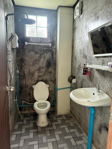 Bathroom 2, มาภูโฮมสเตย์, Mae Suai
