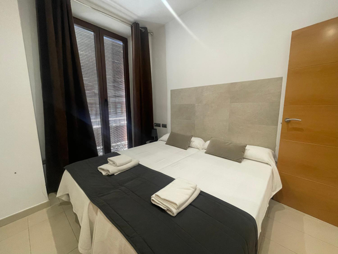 Bedroom 2, La Perla Reyes Catolicos Living, Granada